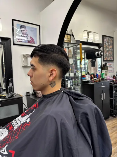 Fade with volume on top, in profile